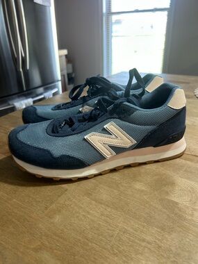 New Balance Women's Casual Sneakers in Navy and Light Pink